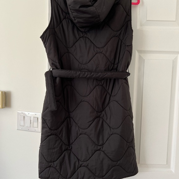 Black Quilted Vest with Belt - Picture 6 of 12